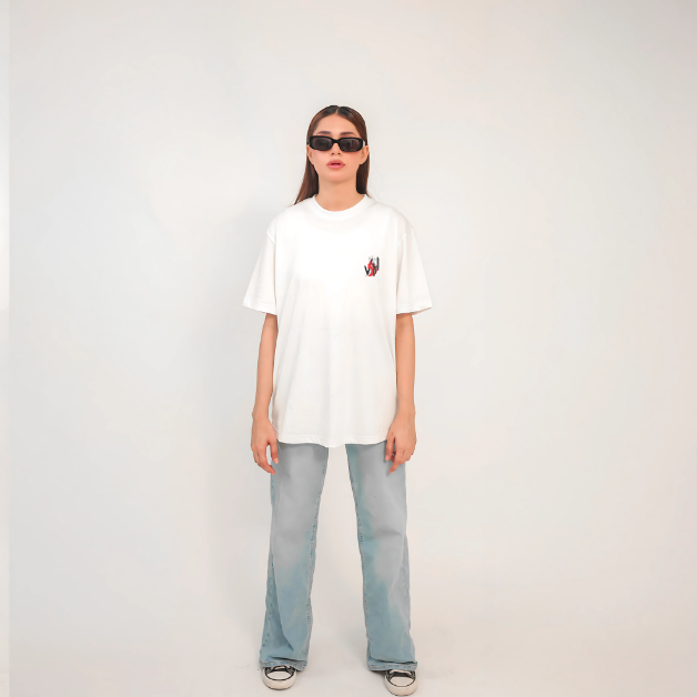 Picture of Your Highness Stylish White Graphic T-Shirt Women